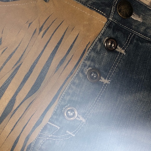 🆕𝐅𝐫𝐞𝐞 PEOPLE ARTISAN DE LUXE FRINGED SHORTS - Picture 7 of 8